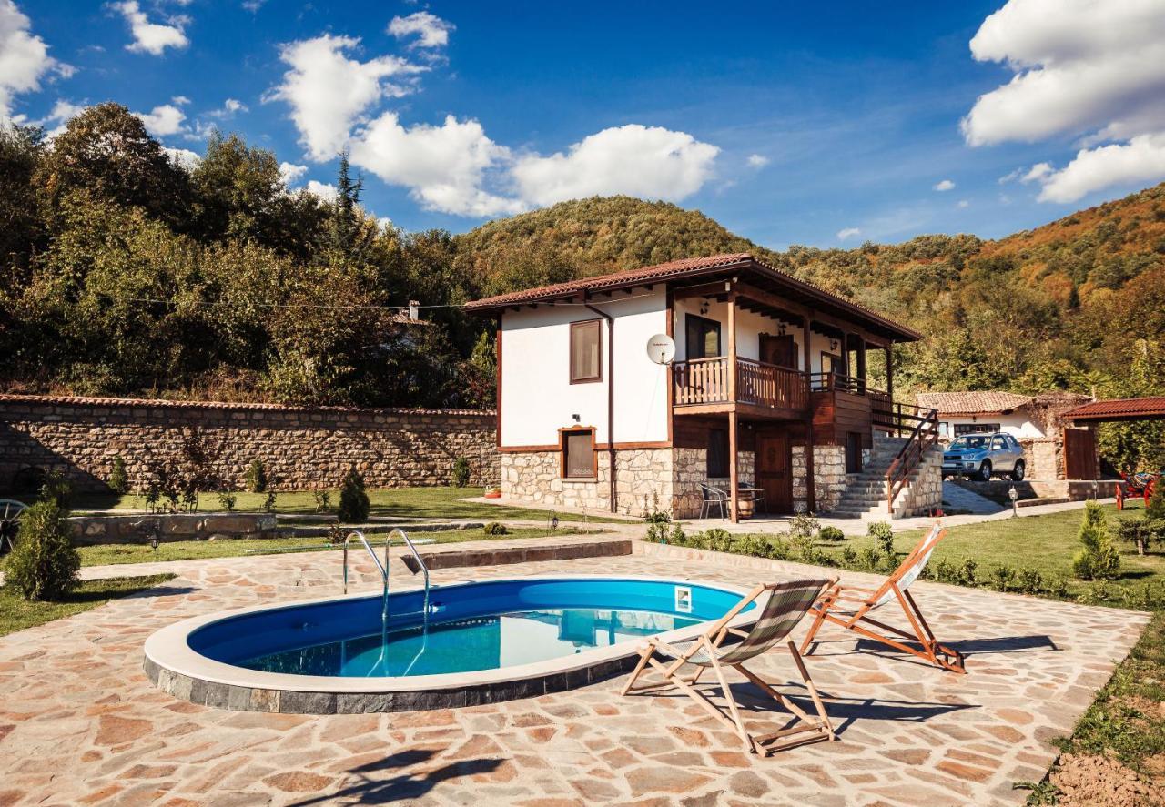 Guest House Hristova Kashta - Христова Къща Cherni Vrŭkh Eksteriør bilde